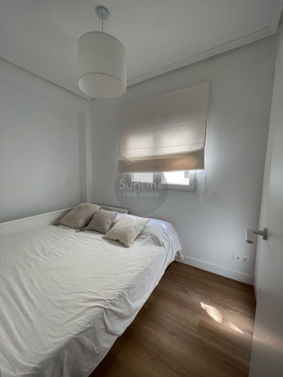 2 quarto Apartamento para arrendar em Valencia cidade - 1 500 € (Ref: 10175315)