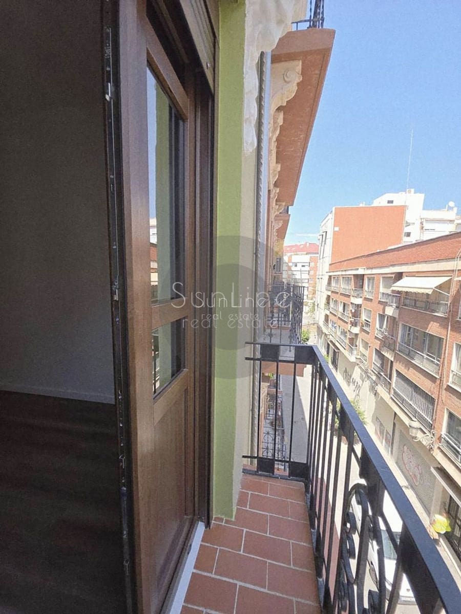 2 slaapkamer Flat te koop in Valencia stad - € 397.000 (Ref: 10175316)