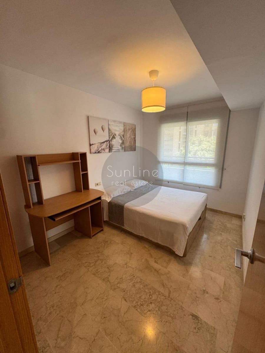 3 soverom Leilighet til leie i Valencia by med svømmebasseng garasje - € 2 095 (Ref: 10175320)