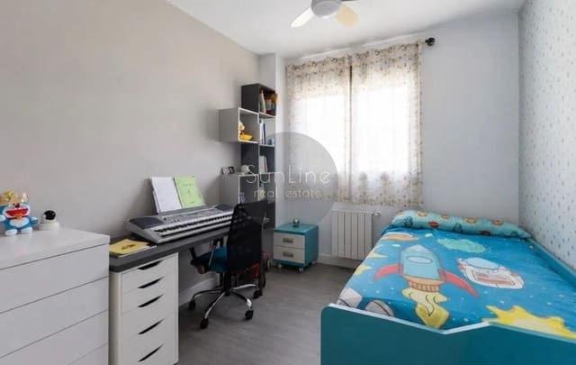 4 slaapkamer Huis te koop in Benicalap, Valencia stad met zwembad garage - € 865.000 (Ref: 10175322)