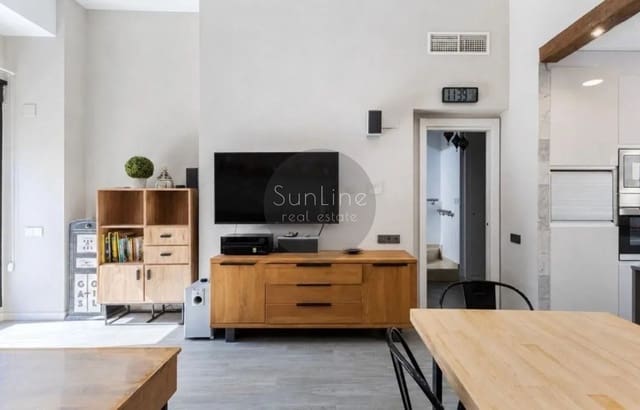 4 slaapkamer Huis te koop in Benicalap, Valencia stad met zwembad garage - € 865.000 (Ref: 10175322)