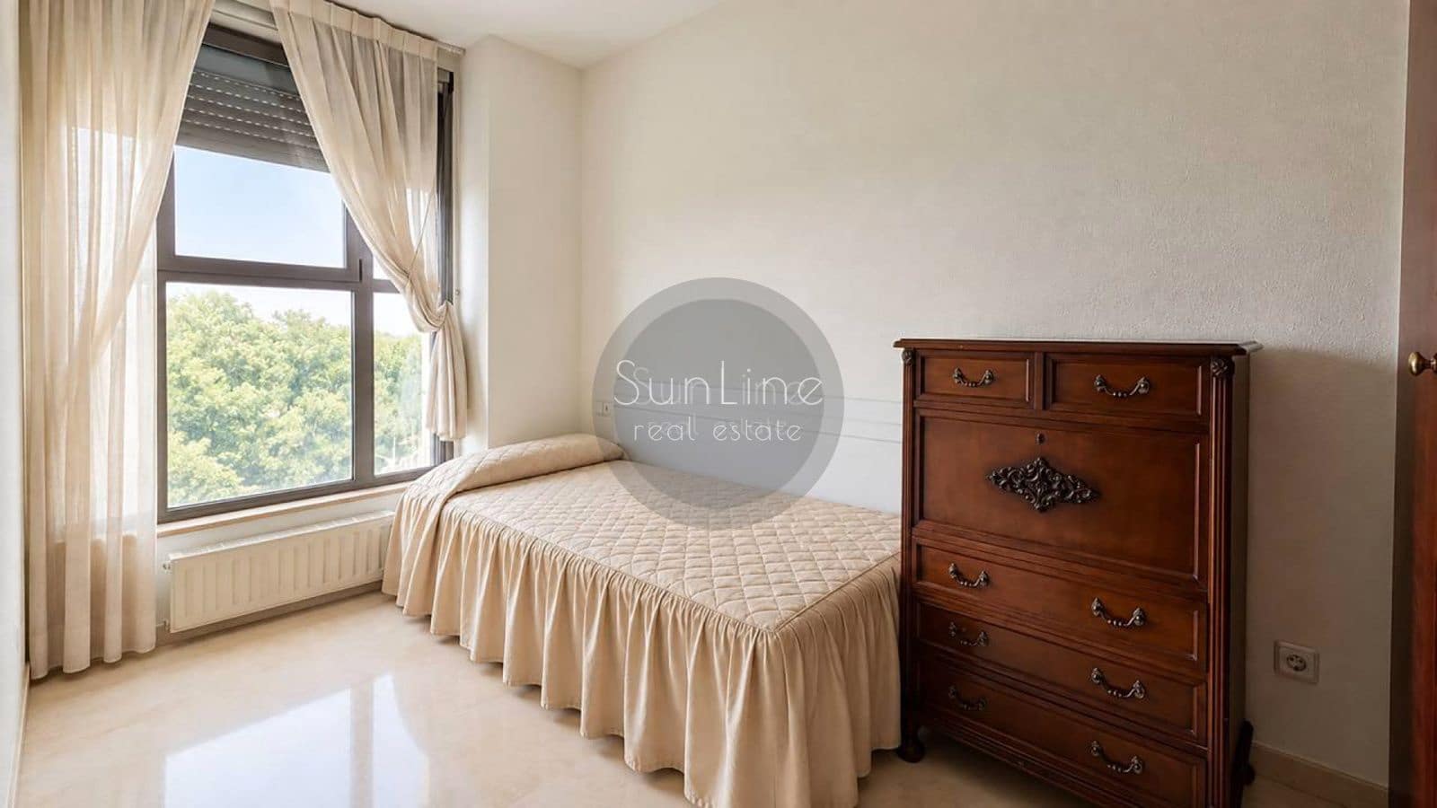 Piso de 4 habitaciones en València ciudad en venta con piscina garaje - 770.000 € (Ref: 10175324)