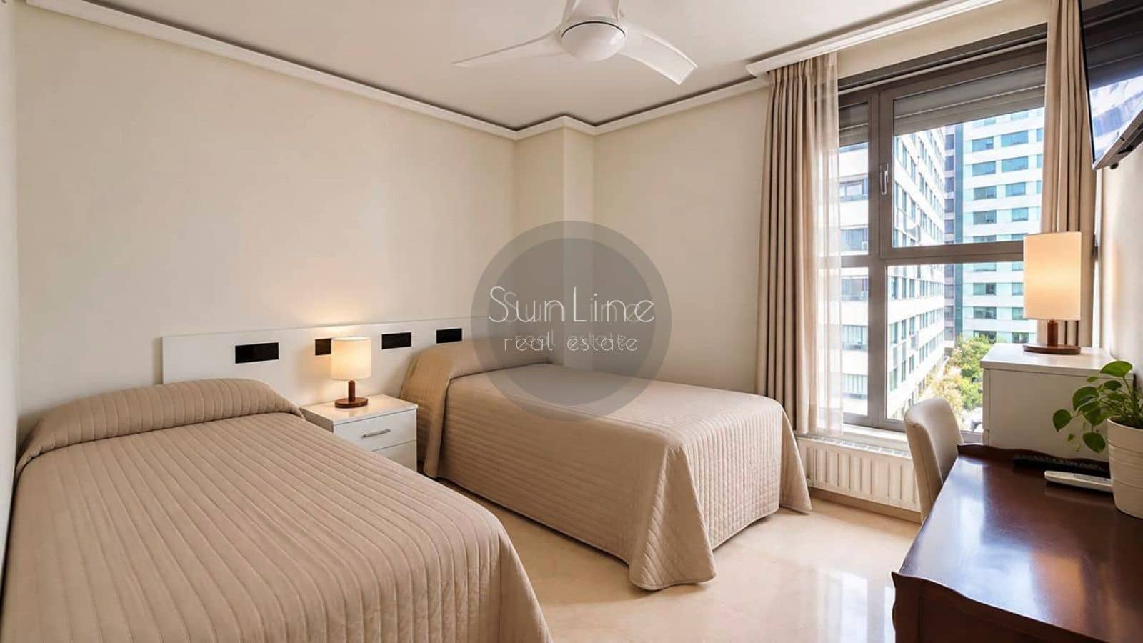 Piso de 4 habitaciones en València ciudad en venta con piscina garaje - 770.000 € (Ref: 10175324)