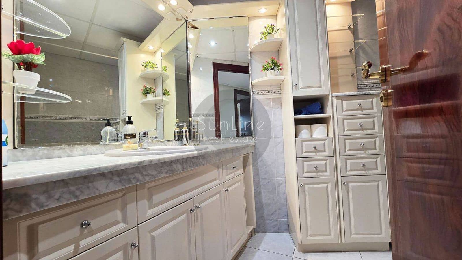 Piso de 4 habitaciones en València ciudad en venta con piscina garaje - 770.000 € (Ref: 10175324)
