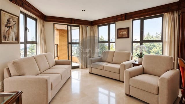 Piso de 4 habitaciones en València ciudad en venta con piscina garaje - 770.000 € (Ref: 10175324)
