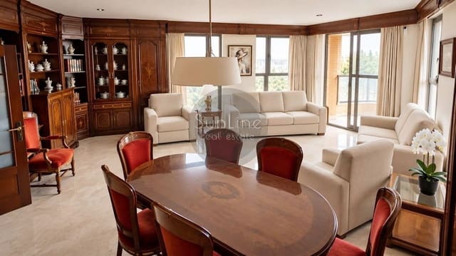 Piso de 4 habitaciones en València ciudad en venta con piscina garaje - 770.000 € (Ref: 10175324)