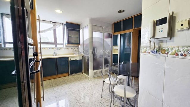 Piso de 4 habitaciones en València ciudad en venta con piscina garaje - 770.000 € (Ref: 10175324)