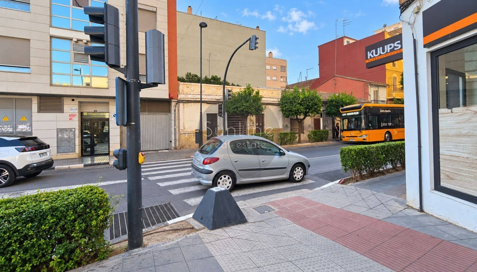 Casa de 3 habitaciones en Torrent en venta - 168.000 € (Ref: 10175328)