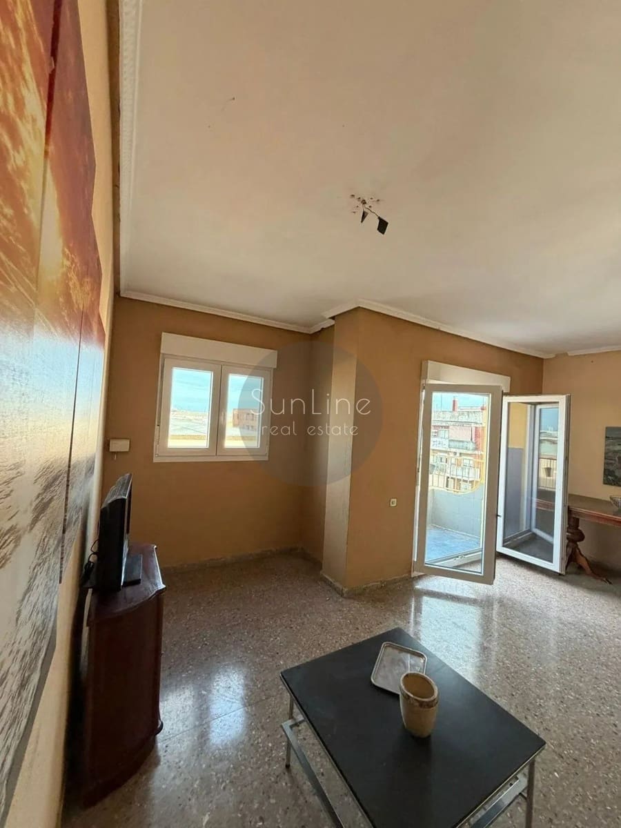 4 bedroom Flat for sale in Quart de Poblet - € 179,000 (Ref: 10175330)