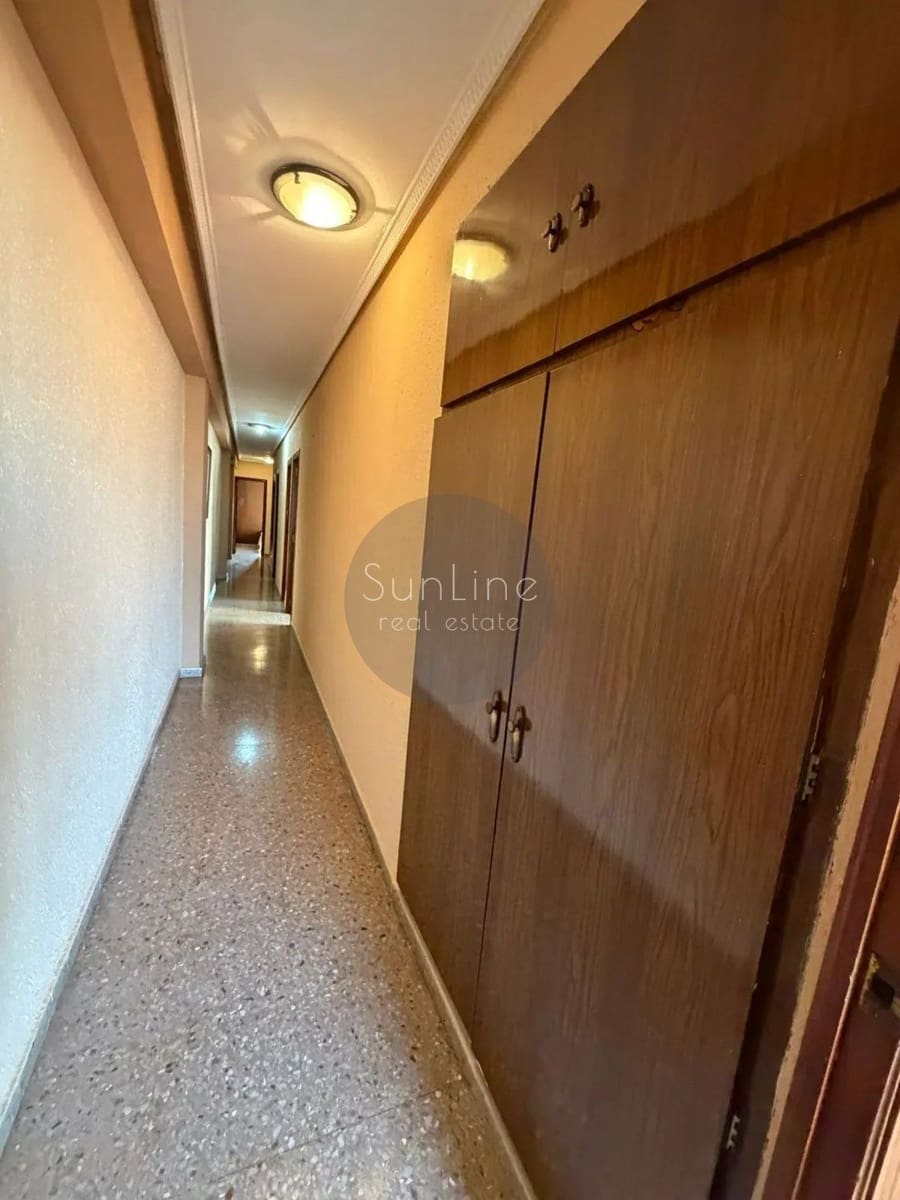 4 bedroom Flat for sale in Quart de Poblet - € 179,000 (Ref: 10175330)
