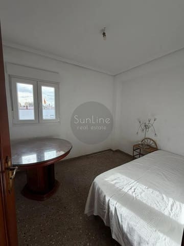4 bedroom Flat for sale in Quart de Poblet - € 179,000 (Ref: 10175330)