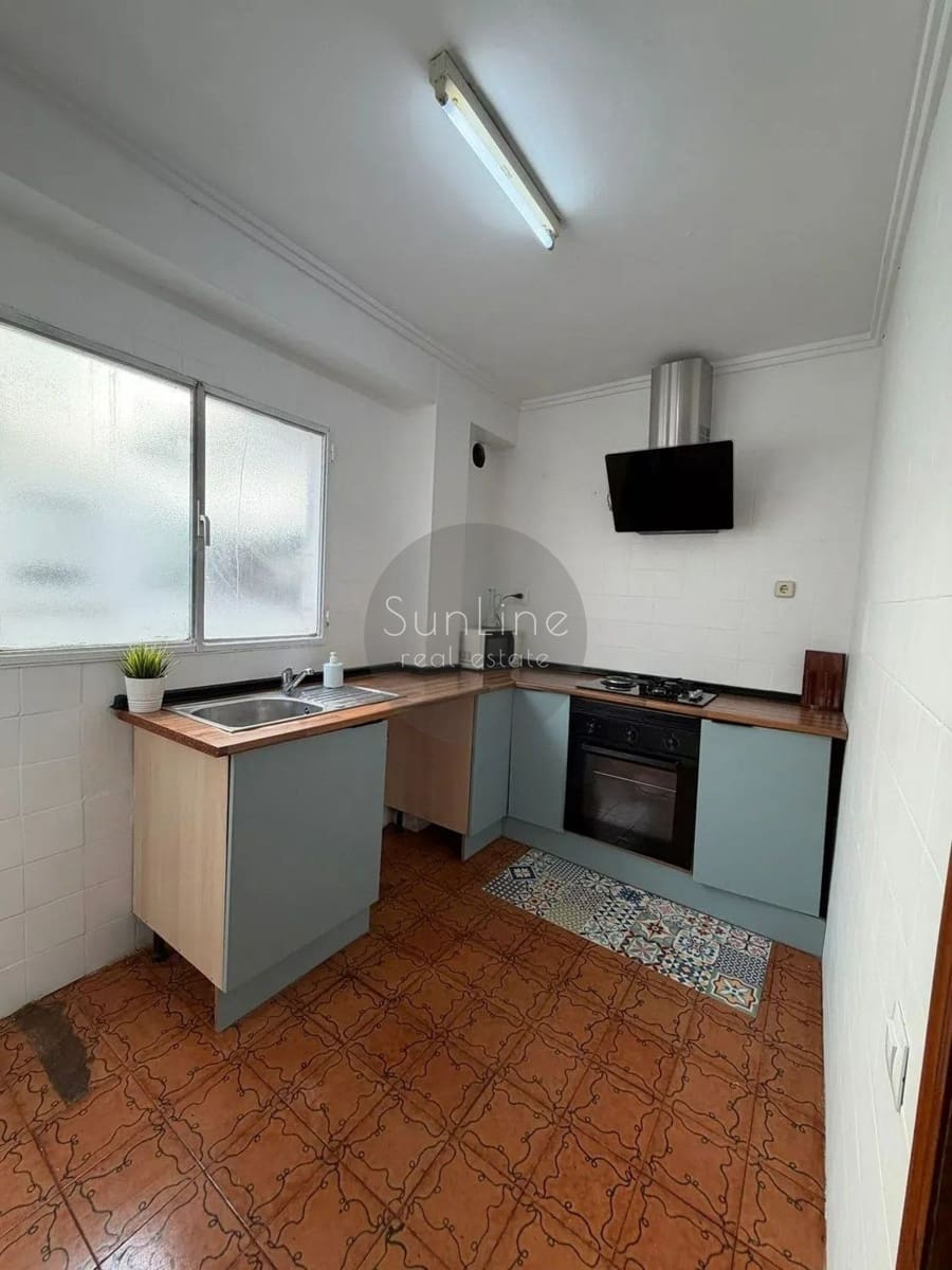 4 bedroom Flat for sale in Quart de Poblet - € 179,000 (Ref: 10175330)