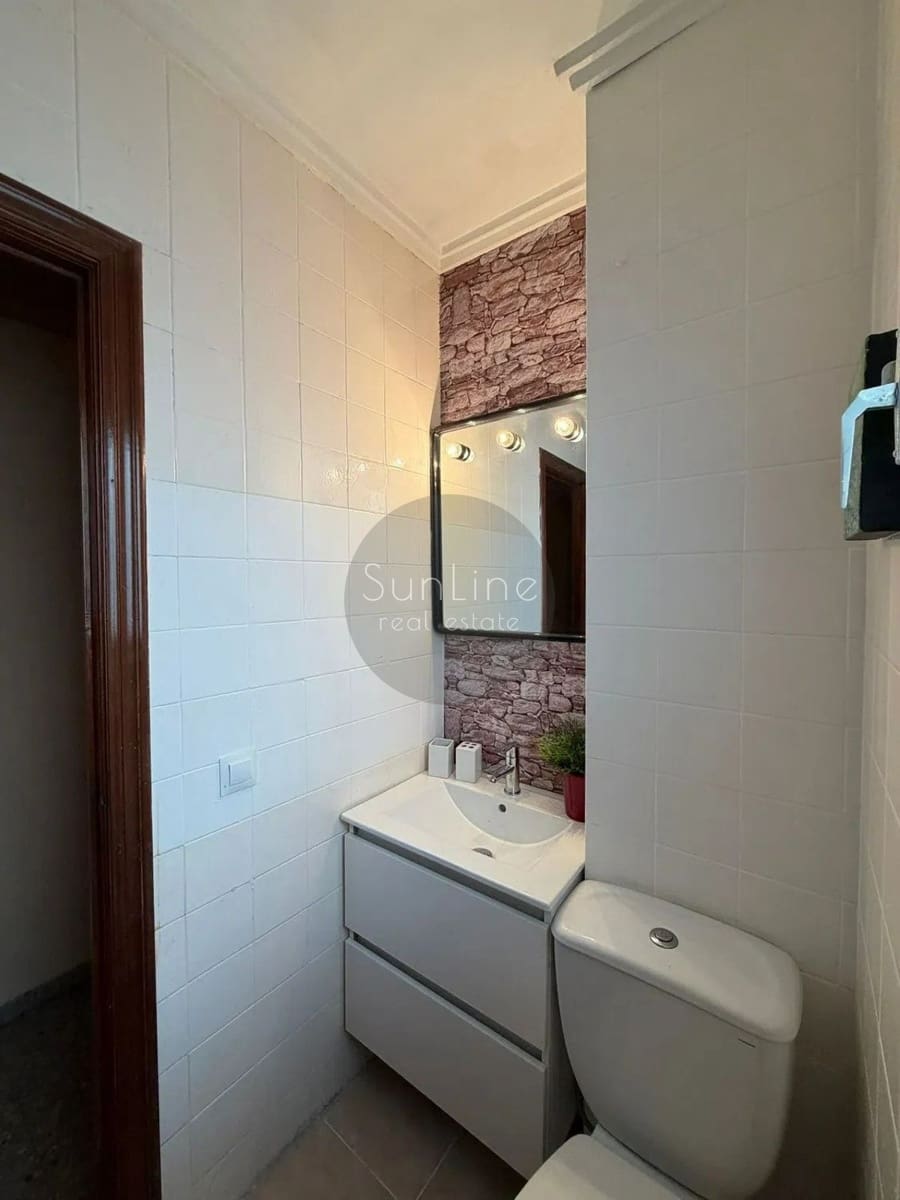4 bedroom Flat for sale in Quart de Poblet - € 179,000 (Ref: 10175330)