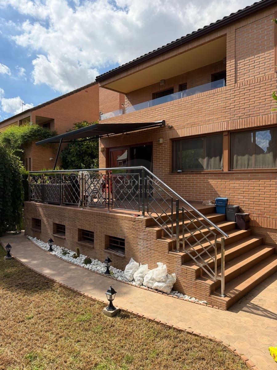 6 quarto Moradia para venda em Betera com piscina garagem - 999 000 € (Ref: 10175333)