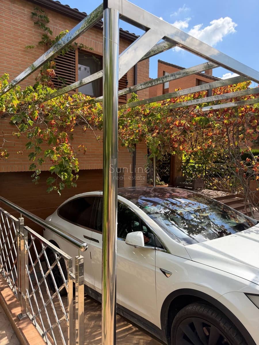 6 quarto Moradia para venda em Betera com piscina garagem - 999 000 € (Ref: 10175333)