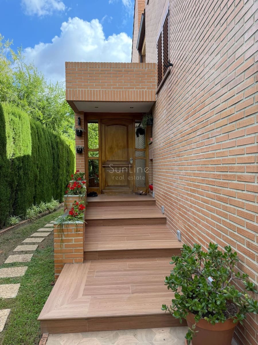 6 quarto Moradia para venda em Betera com piscina garagem - 999 000 € (Ref: 10175333)