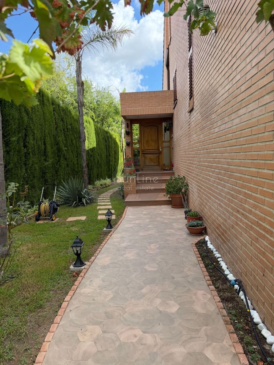 6 quarto Moradia para venda em Betera com piscina garagem - 999 000 € (Ref: 10175333)