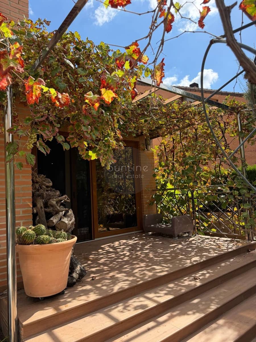6 quarto Moradia para venda em Betera com piscina garagem - 999 000 € (Ref: 10175333)