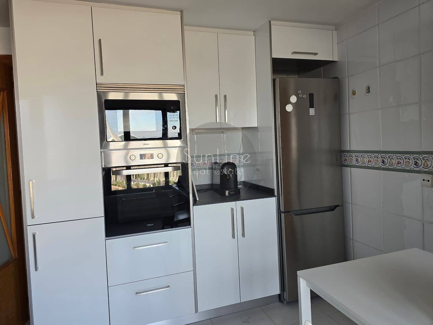 3 Zimmer Wohnung zu vermieten in Valencia Stadt mit Pool Garage - 2.400 € (Ref: 10175334)