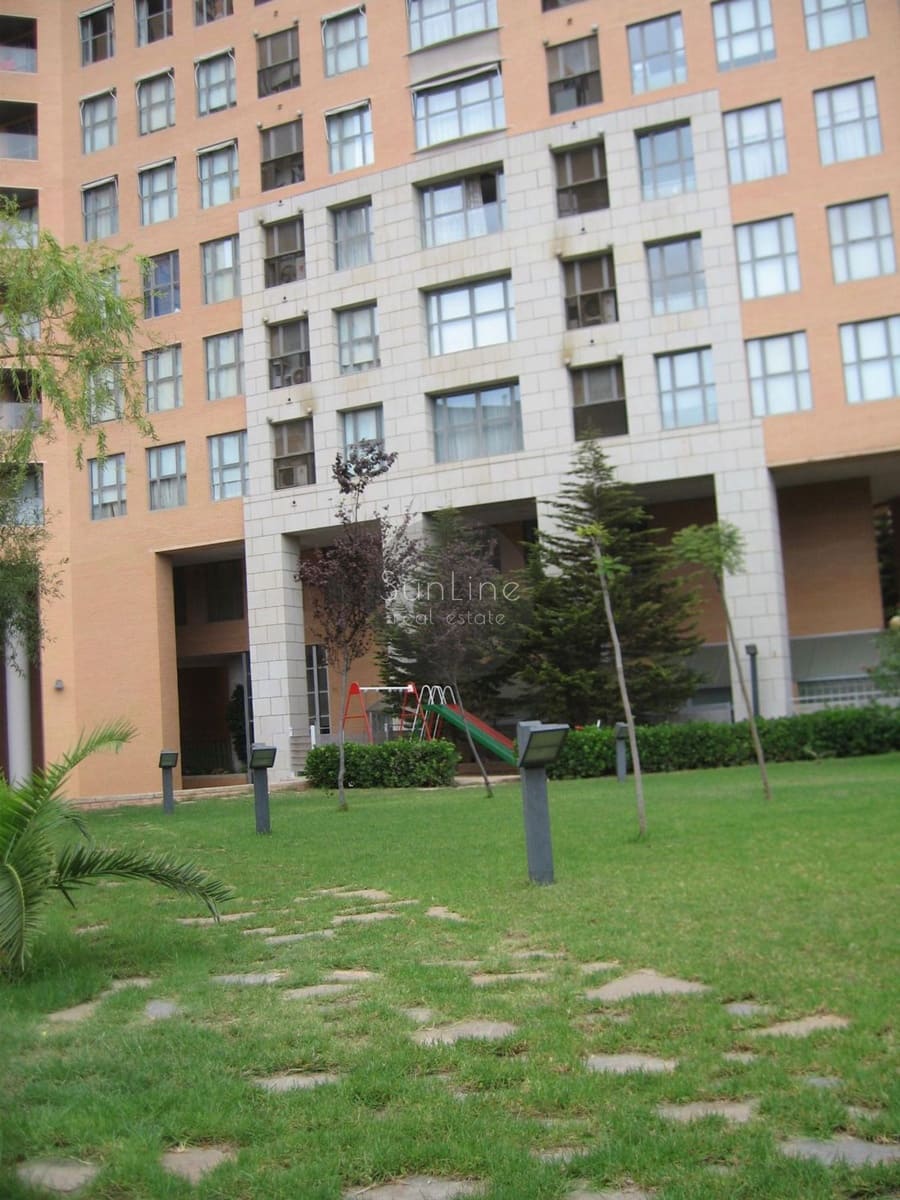3 Zimmer Wohnung zu vermieten in Valencia Stadt mit Pool Garage - 2.400 € (Ref: 10175334)