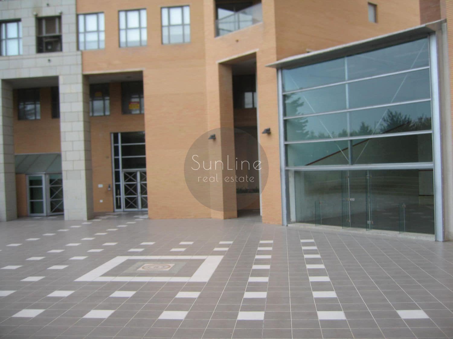 3 Zimmer Wohnung zu vermieten in Valencia Stadt mit Pool Garage - 2.400 € (Ref: 10175334)