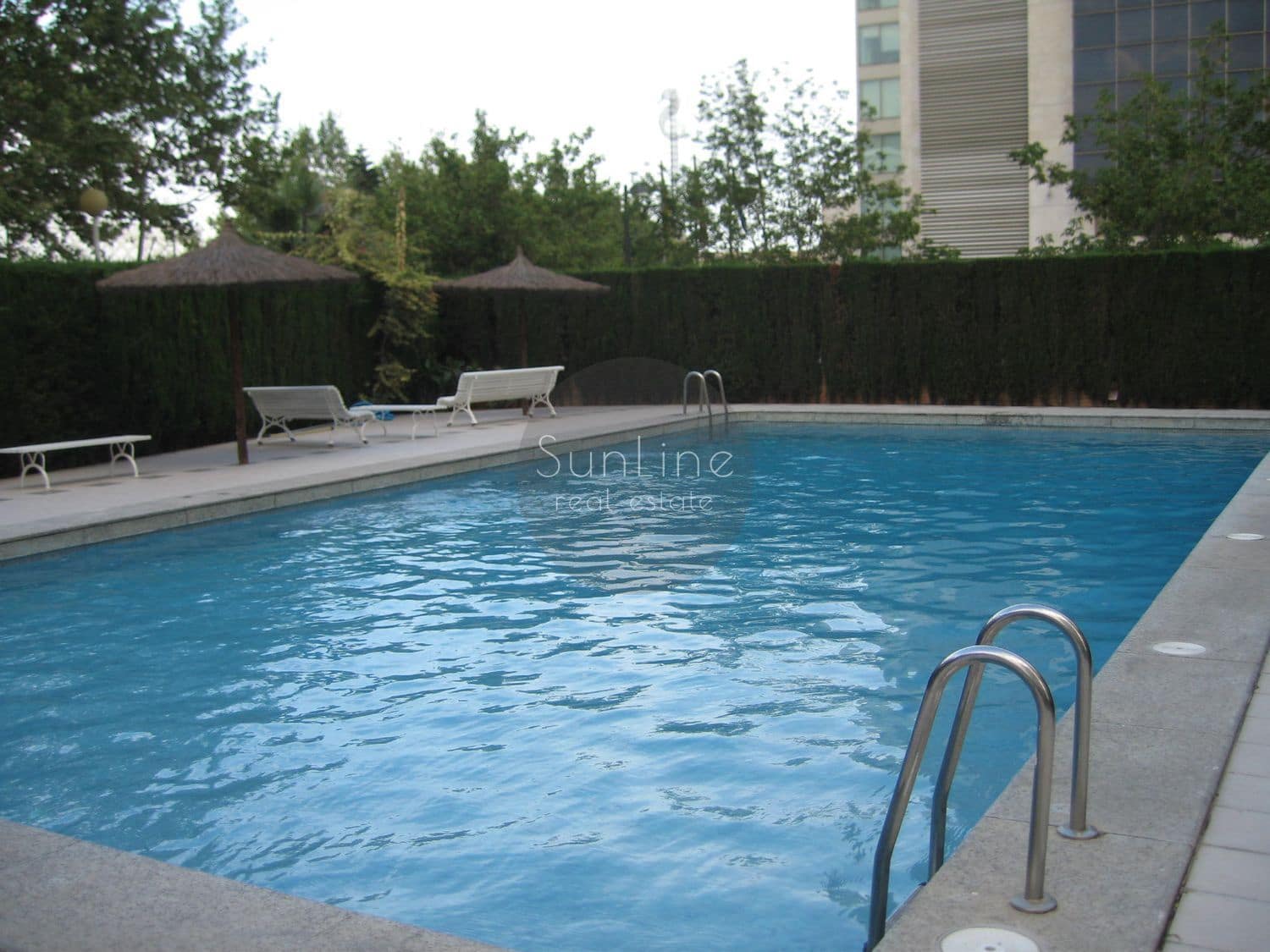 3 Zimmer Wohnung zu vermieten in Valencia Stadt mit Pool Garage - 2.400 € (Ref: 10175334)