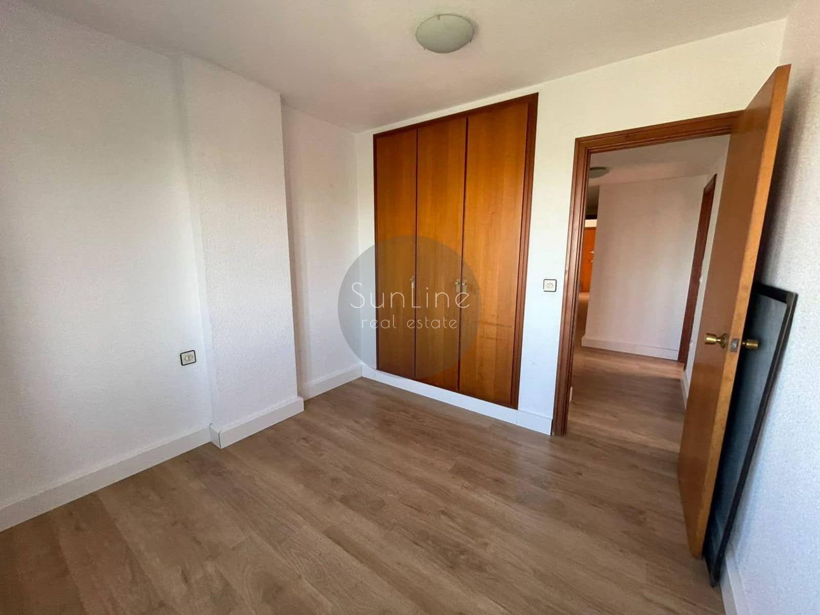 3 soverom Leilighet til leie i Valencia by - € 1 400 (Ref: 10175335)
