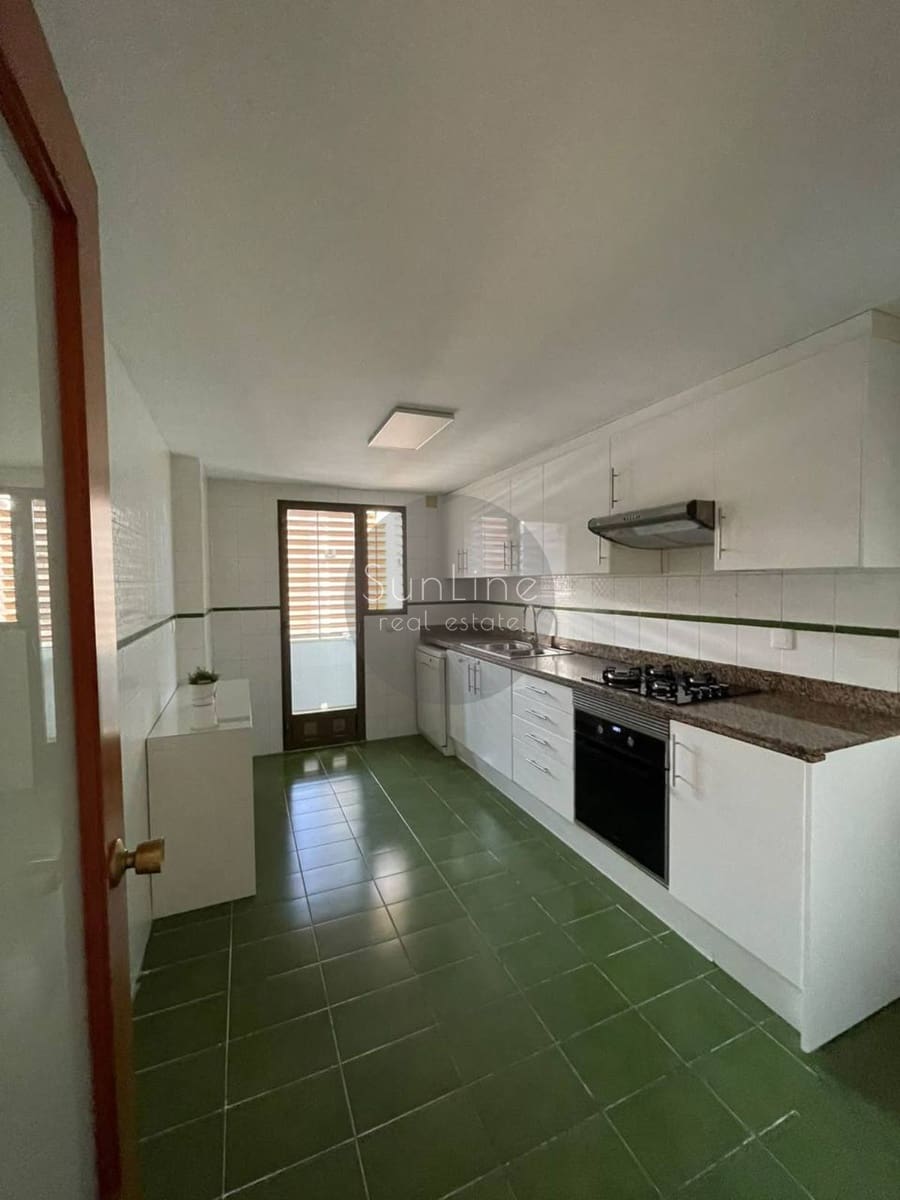 3 soverom Leilighet til leie i Valencia by - € 1 400 (Ref: 10175335)