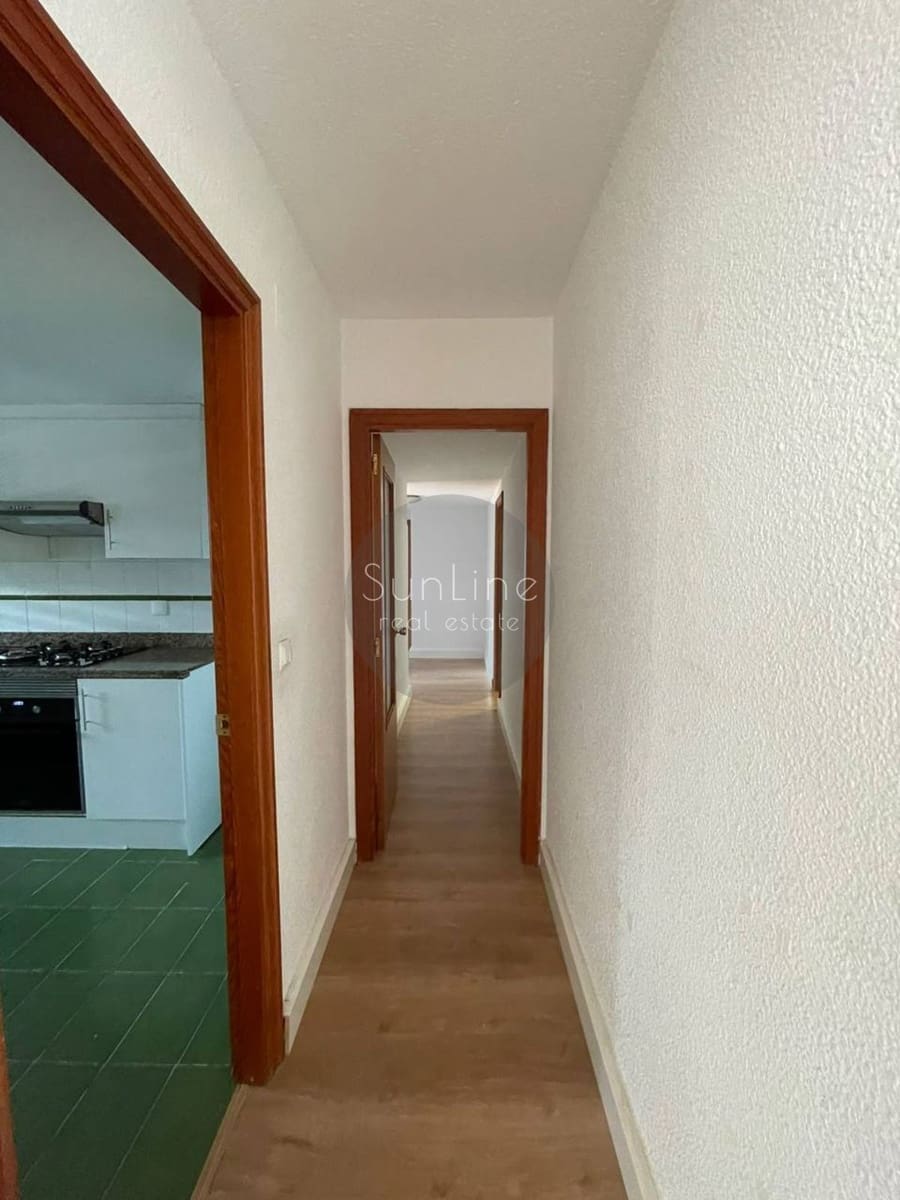 3 soverom Leilighet til leie i Valencia by - € 1 400 (Ref: 10175335)