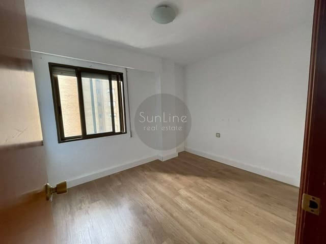 3 quarto Apartamento para arrendar em Valência cidade - 1 400 € (Ref: 10175335)