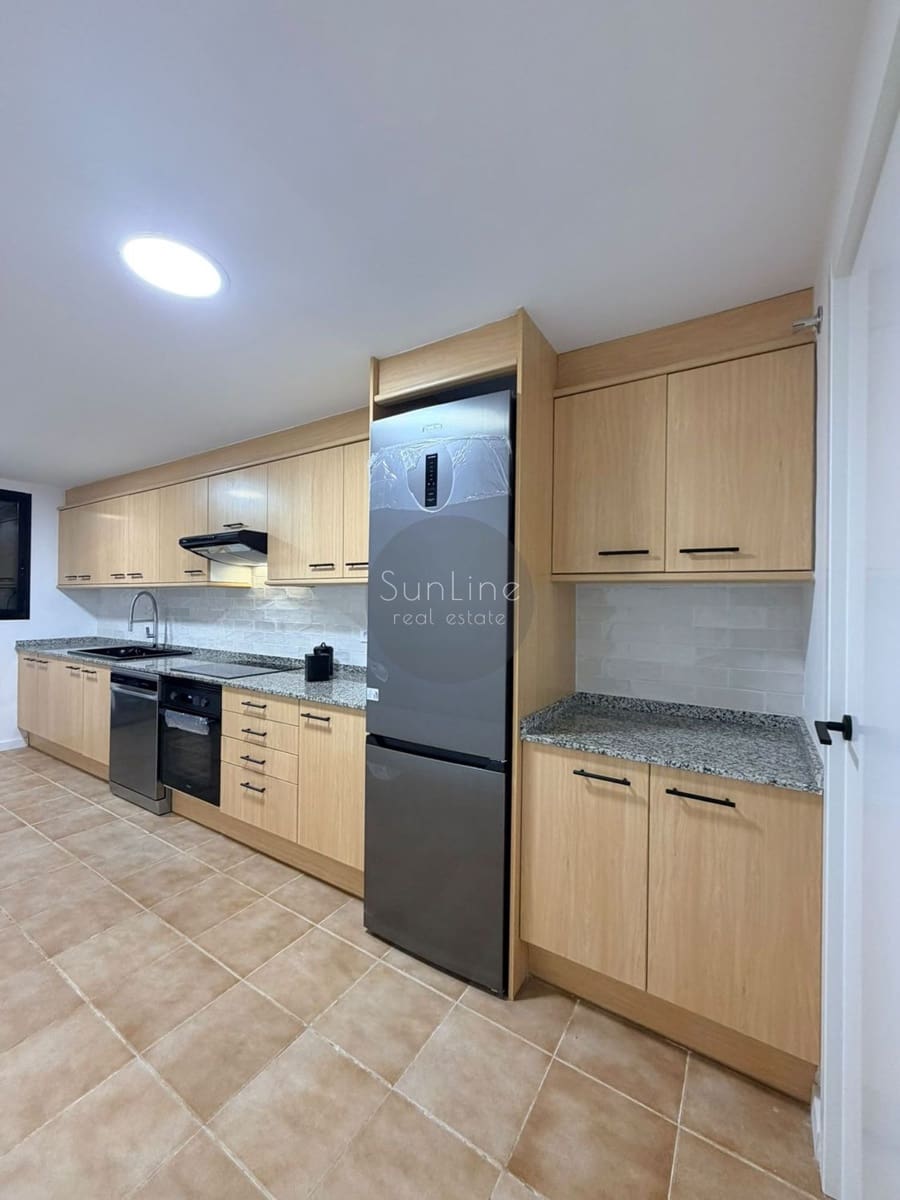3 Zimmer Wohnung zu vermieten in Valencia Stadt mit Pool - 2.350 € (Ref: 10175336)