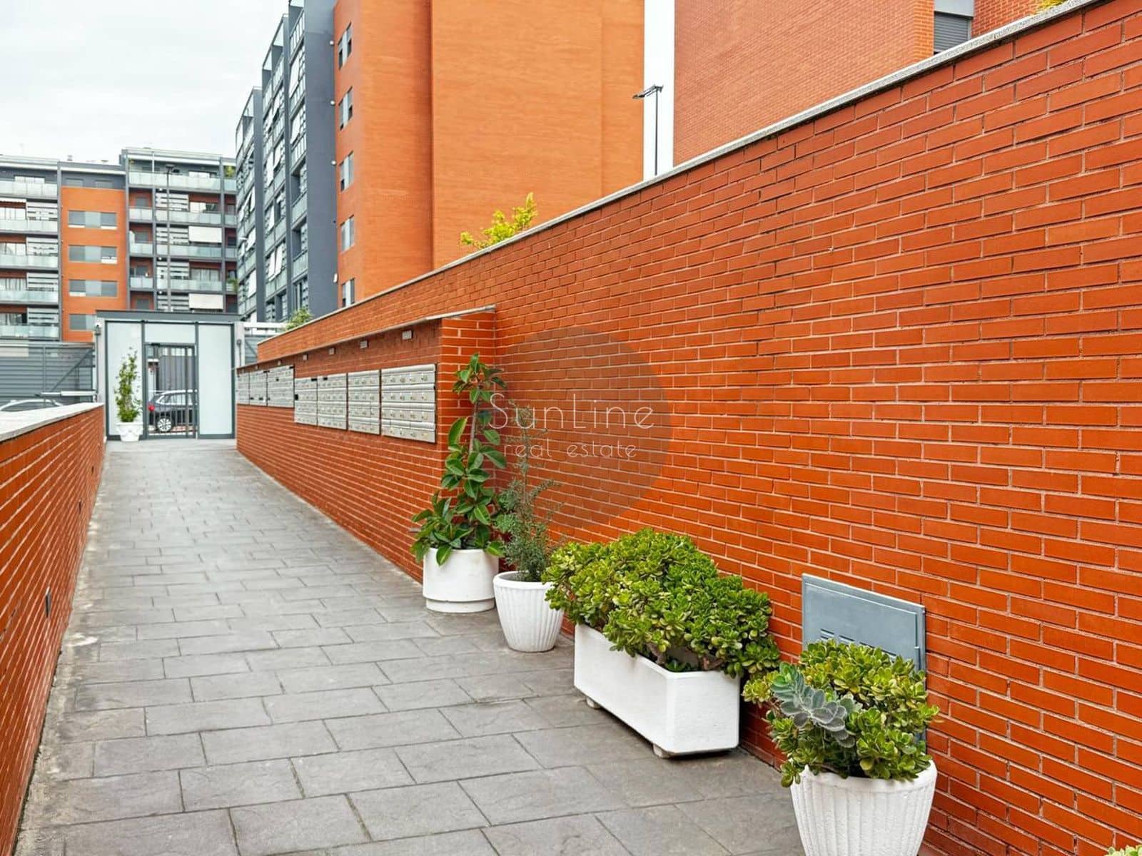 3 soveværelse Lejlighed til salg i Paterna med swimmingpool garage - € 385.000 (Ref: 10175337)