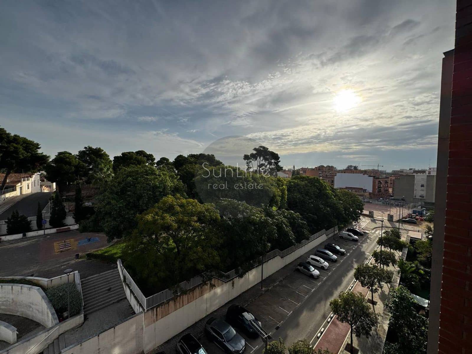3 soveværelse Lejlighed til salg i Paterna med swimmingpool garage - € 385.000 (Ref: 10175337)