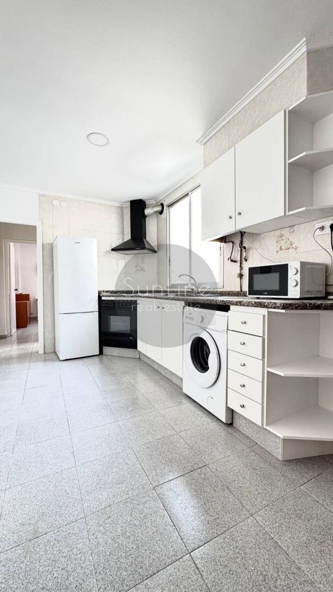 3 soverom Leilighet til leie i Valencia by - € 1 300 (Ref: 10175338)