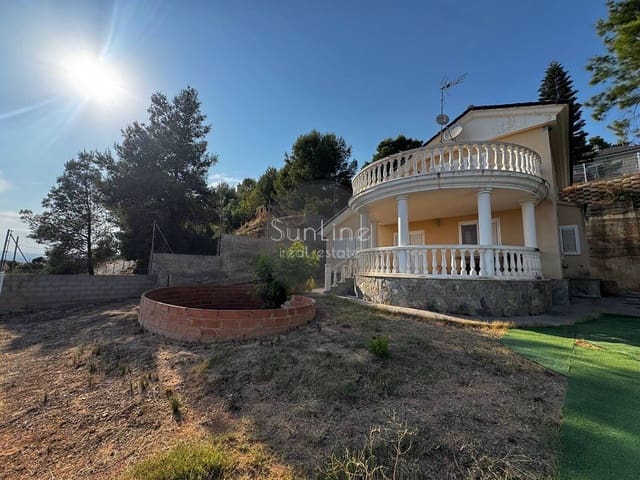 3 soverom Villa til salgs i Torrent med svømmebasseng garasje - € 380 000 (Ref: 10175339)