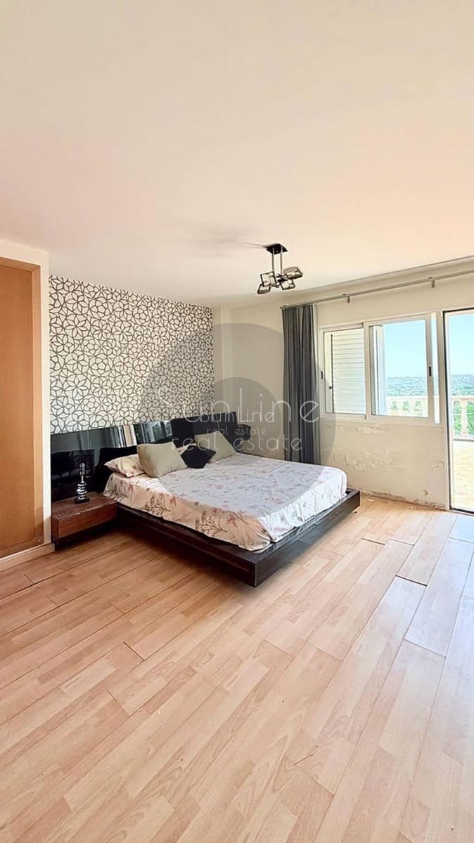 3 soverom Villa til salgs i Torrent med svømmebasseng garasje - € 380 000 (Ref: 10175339)