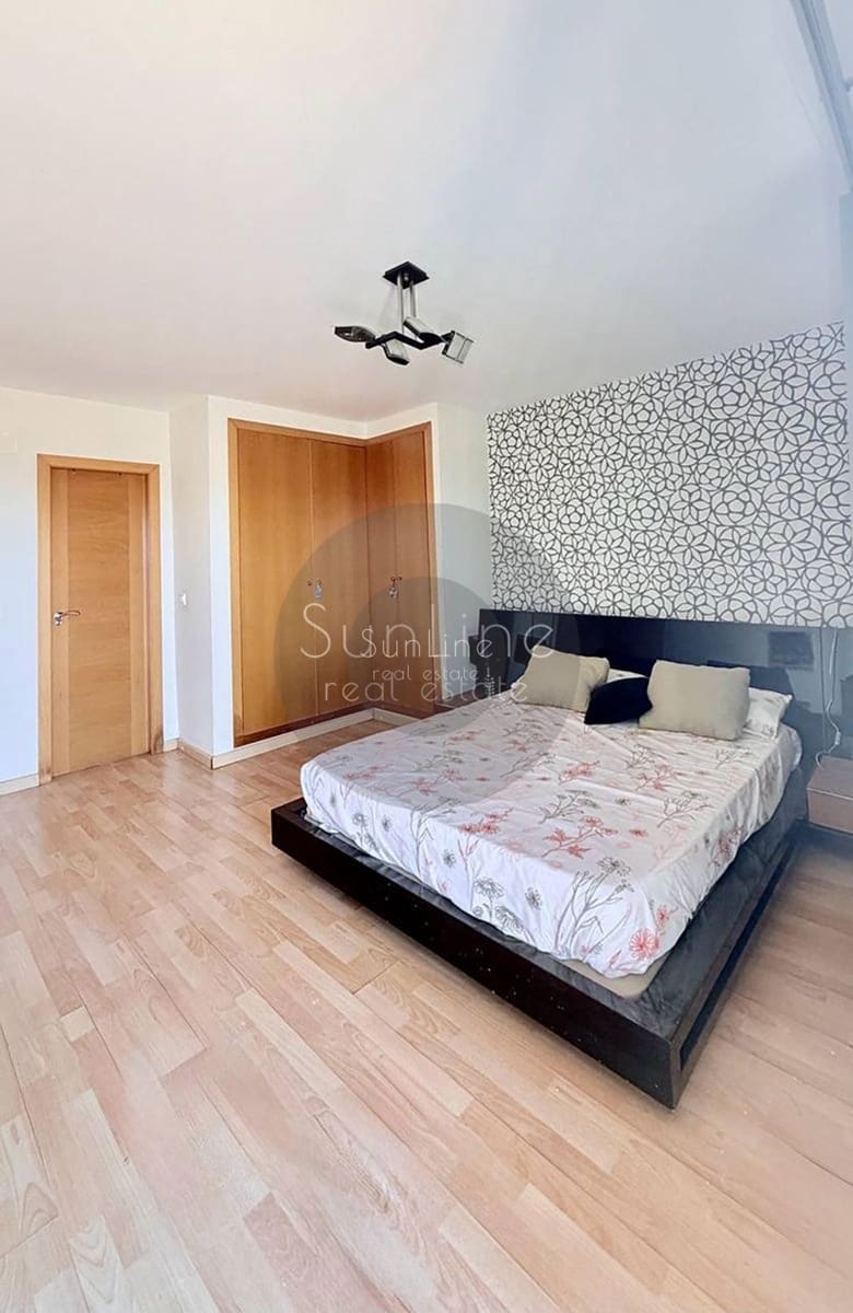 3 soverom Villa til salgs i Torrent med svømmebasseng garasje - € 380 000 (Ref: 10175339)