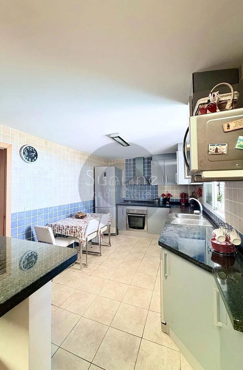 3 soverom Villa til salgs i Torrent med svømmebasseng garasje - € 380 000 (Ref: 10175339)