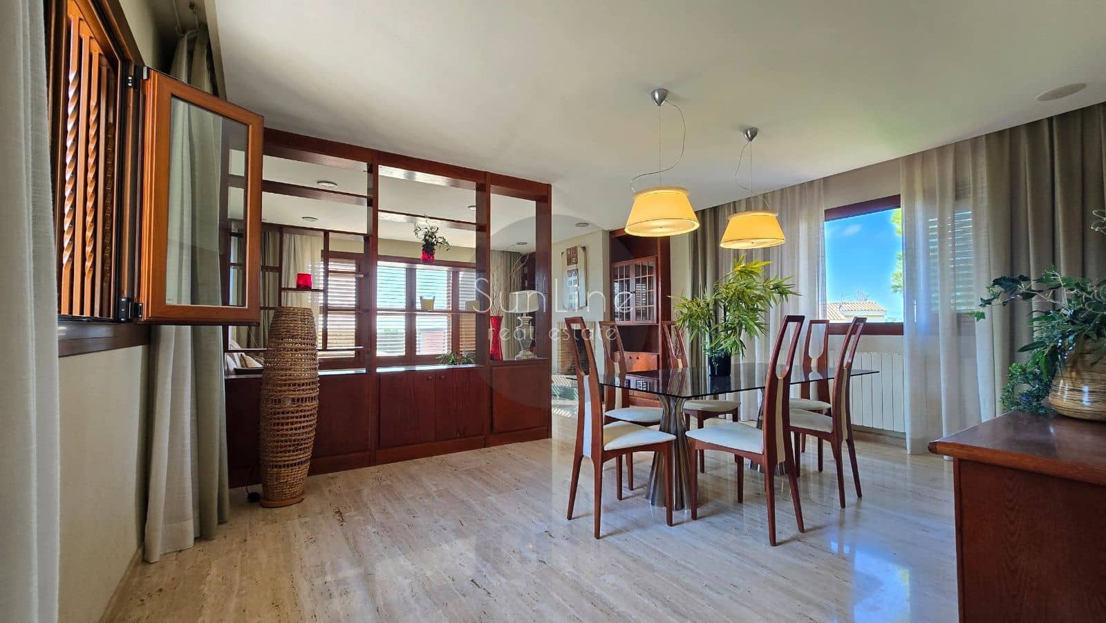 7 soverom Villa til salgs i Torrent med svømmebasseng garasje - € 1 200 000 (Ref: 10175340)