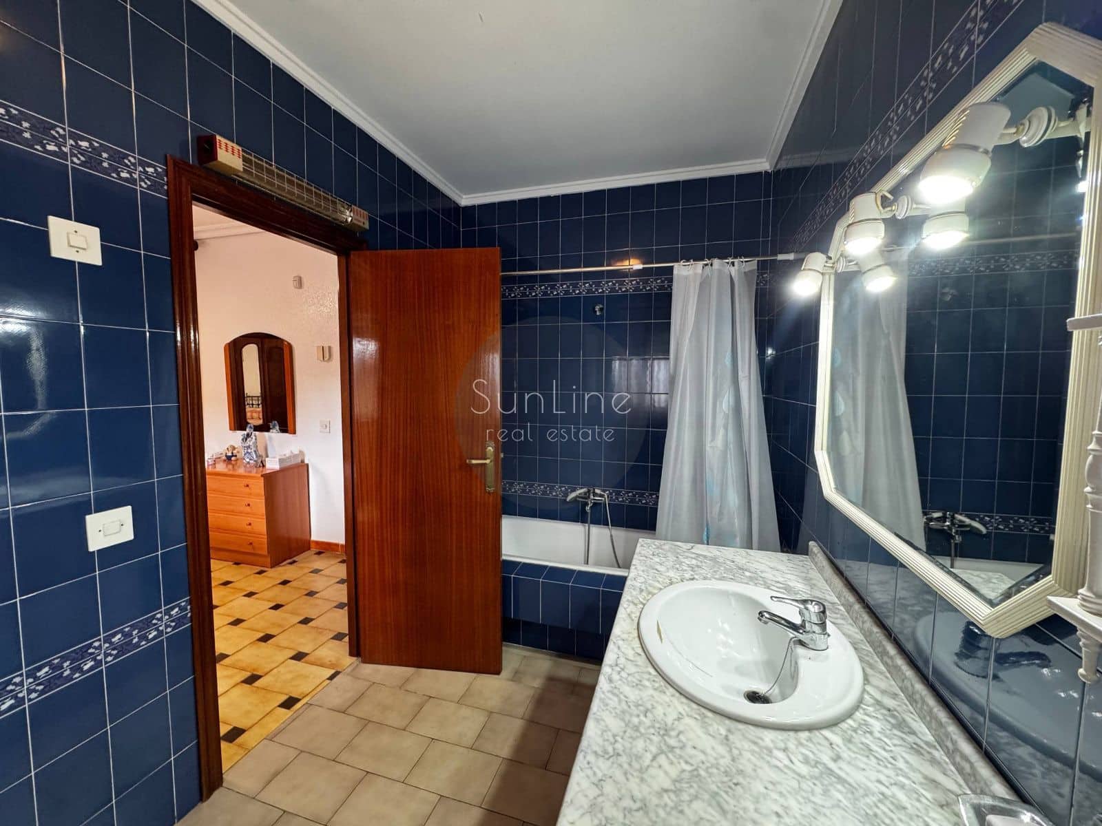 9 camera da letto Villa in vendita in Valencia citta con piscina garage - 535.000 € (Rif: 10175341)