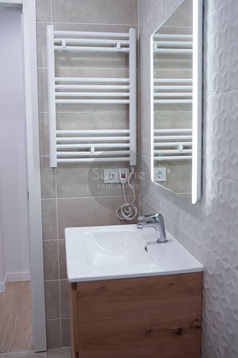 4 bedroom Flat for sale in Valencia city - € 265,000 (Ref: 10175344)