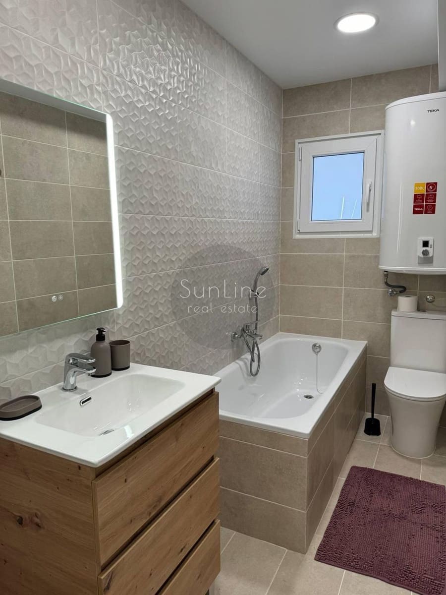 4 bedroom Flat for sale in Valencia city - € 265,000 (Ref: 10175344)
