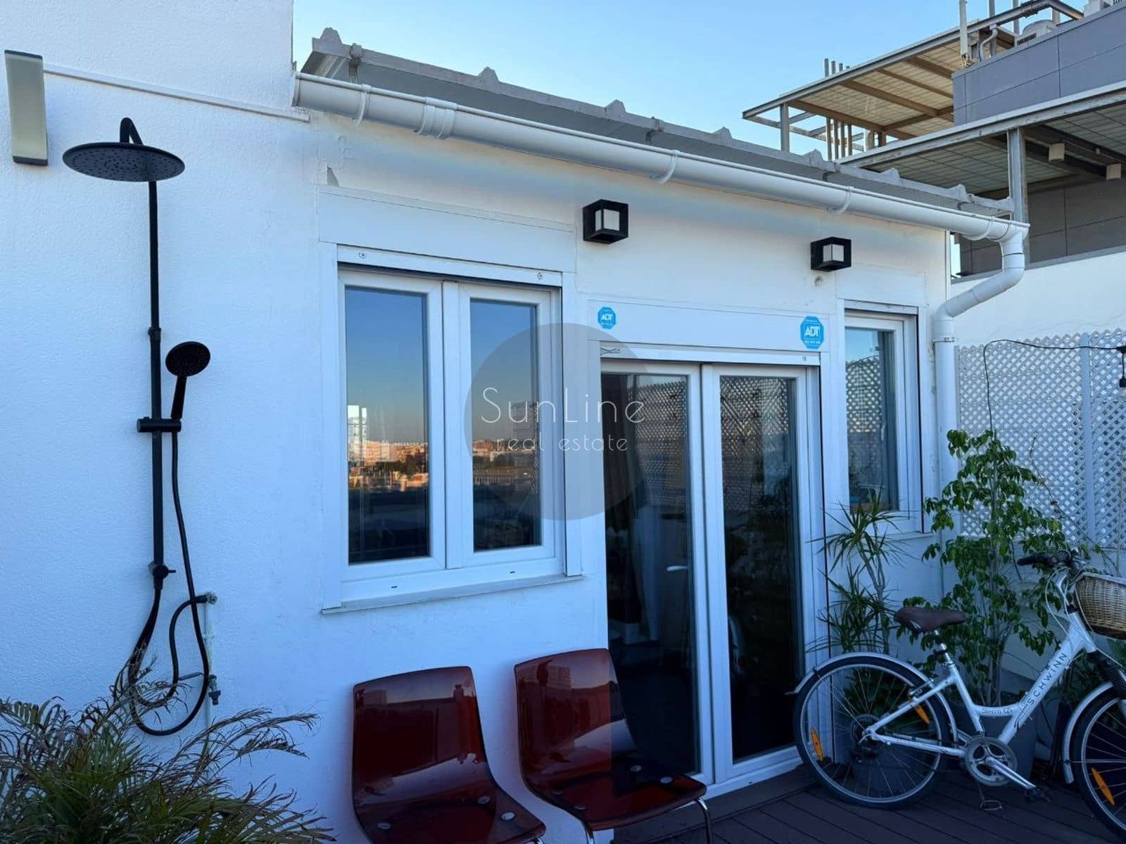 2 Zimmer Wohnung zu verkaufen in Valencia Stadt mit Pool Garage - 290.000 € (Ref: 10175345)