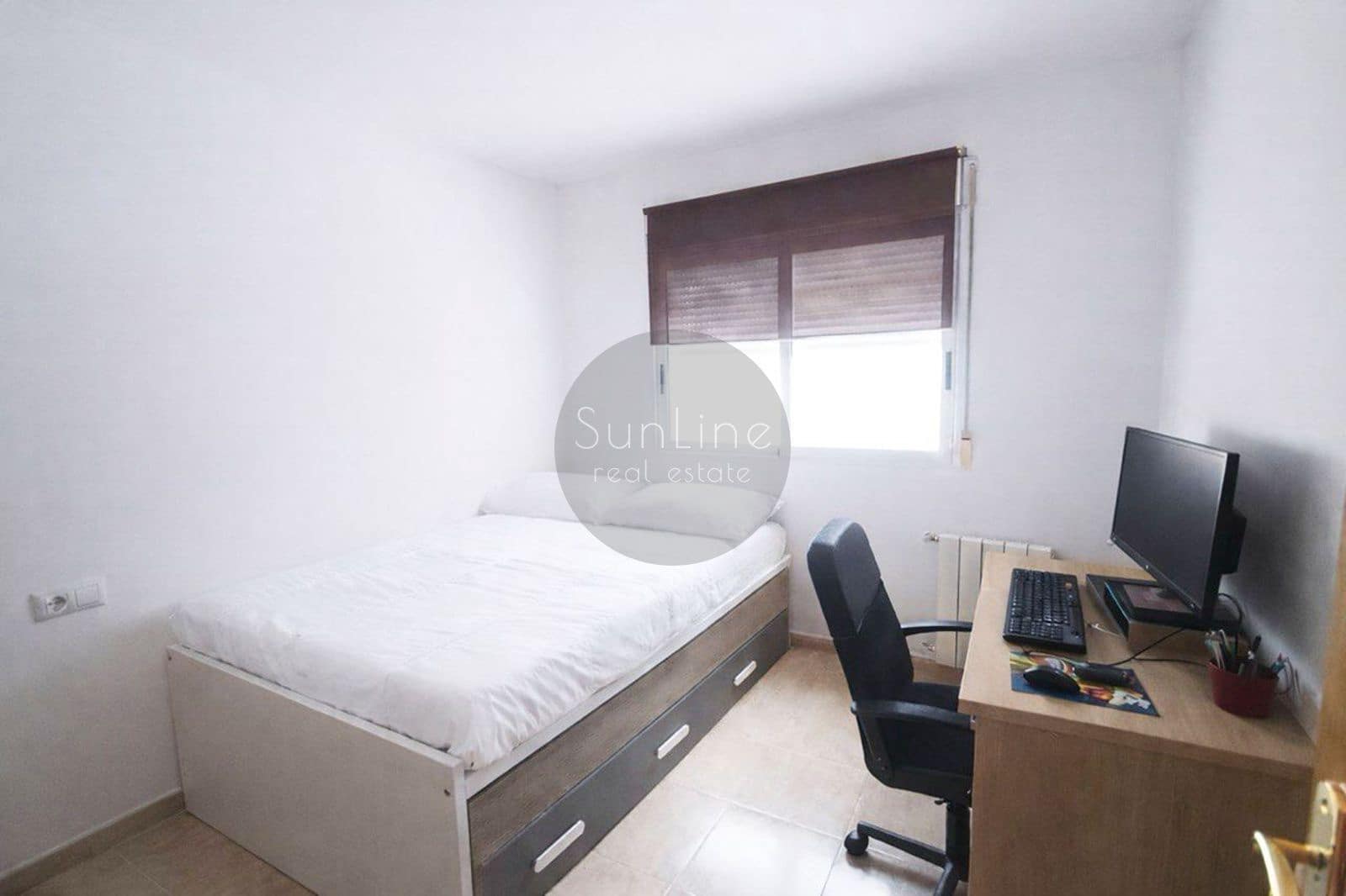 4 soveværelse Villa til salg i Valencia by med swimmingpool garage - € 615.000 (Ref: 10175347)