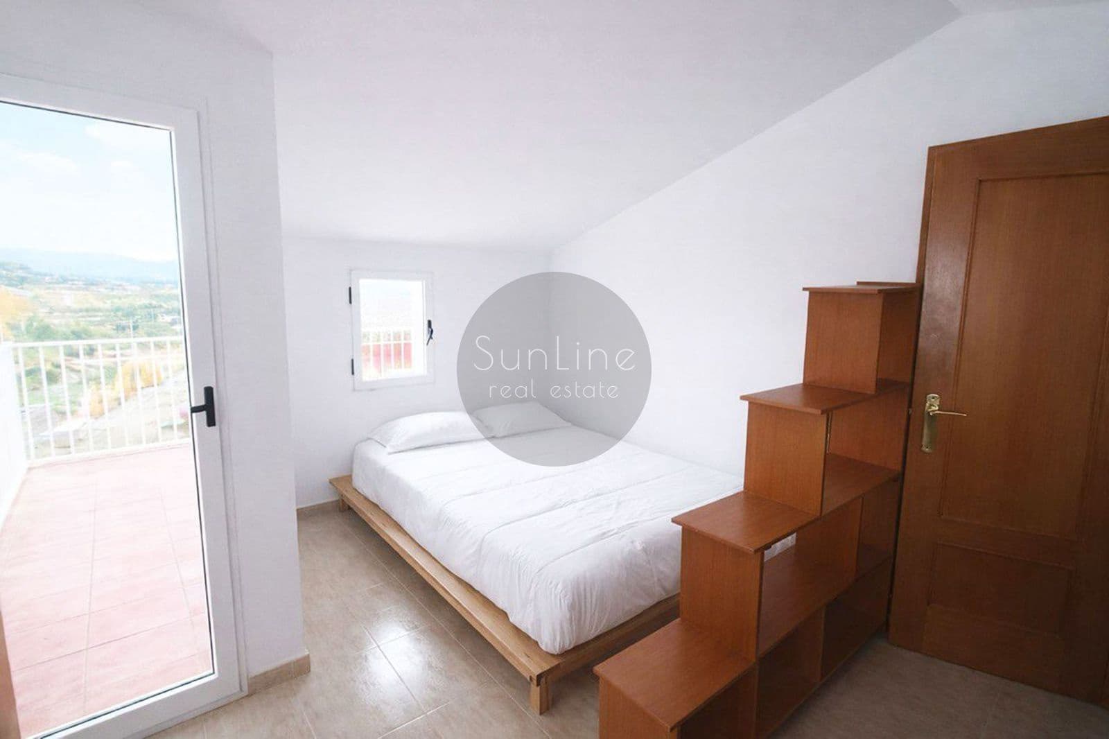 4 soveværelse Villa til salg i Valencia by med swimmingpool garage - € 615.000 (Ref: 10175347)
