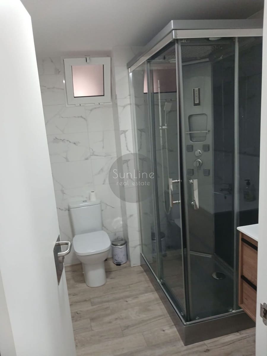 4 makuuhuone Asunto vuokrattavana paikassa Valencia kaupunki - 2 250 € (Ref: 10179545)