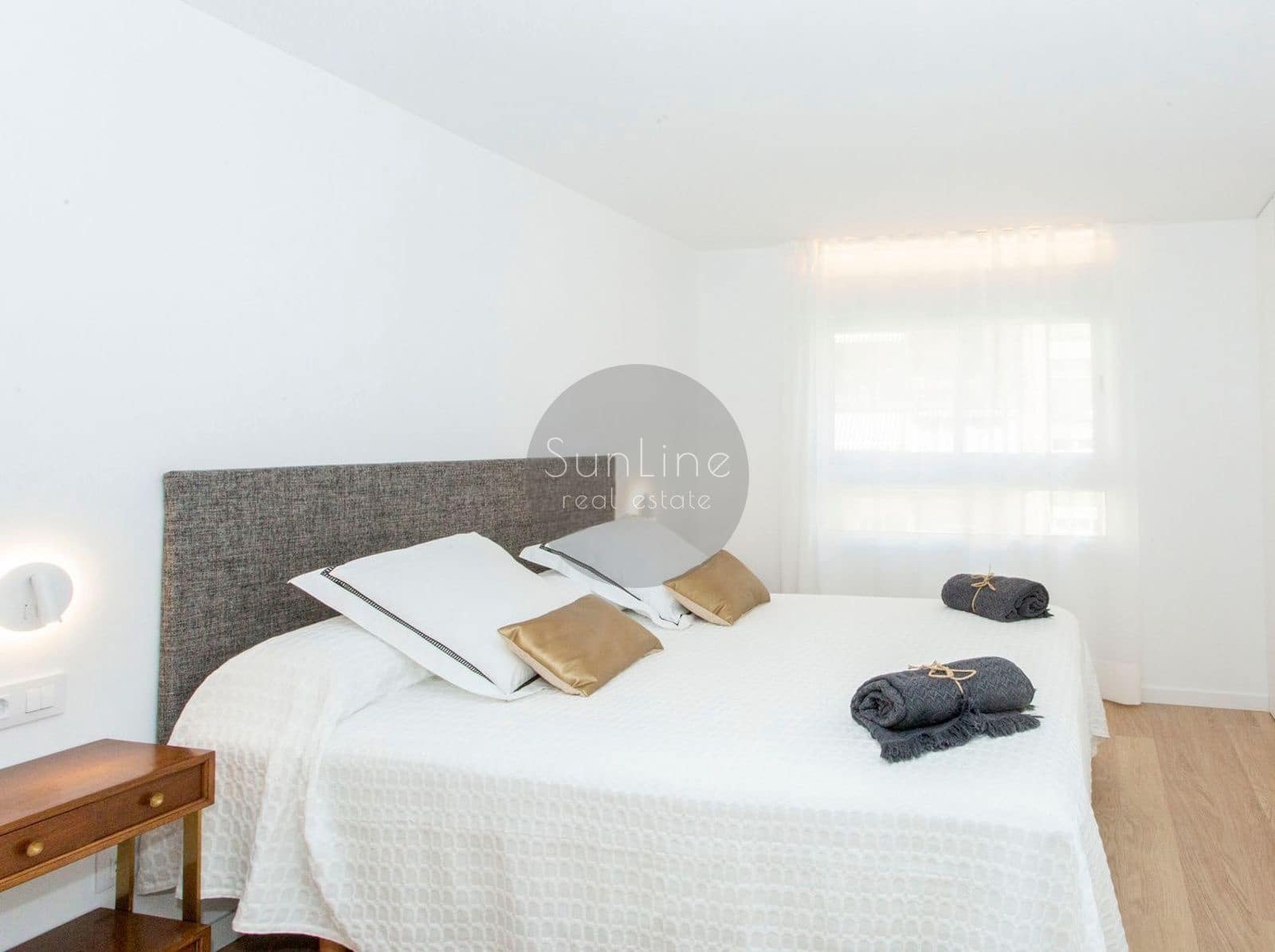 Piso de 3 habitaciones en València ciudad en alquiler con garaje - 2.700 € (Ref: 10179665)