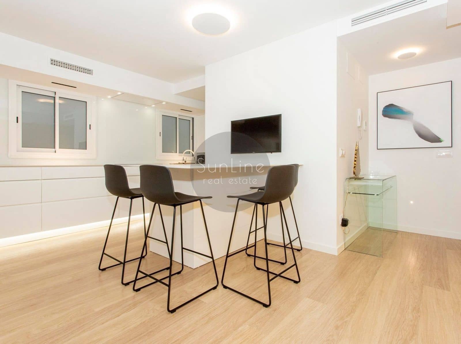 Piso de 3 habitaciones en València ciudad en alquiler con garaje - 2.700 € (Ref: 10179665)