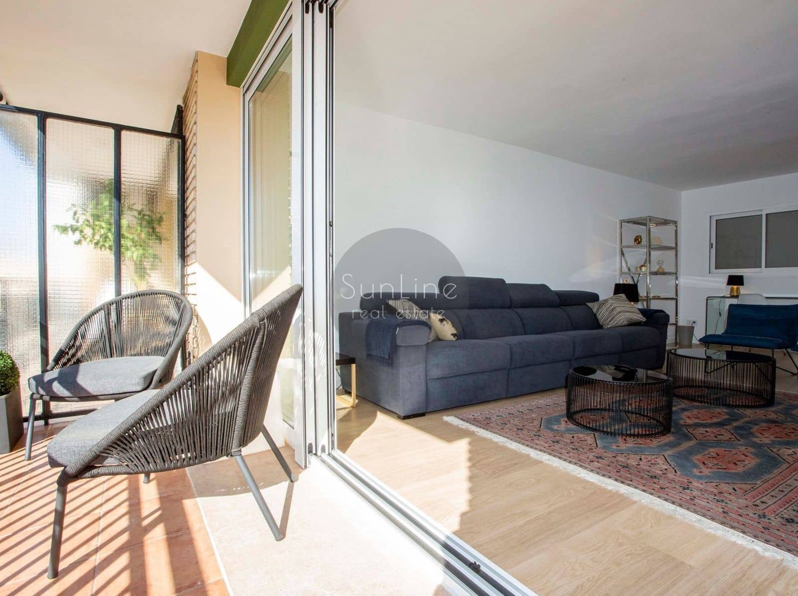 Piso de 3 habitaciones en València ciudad en alquiler con garaje - 2.700 € (Ref: 10179665)