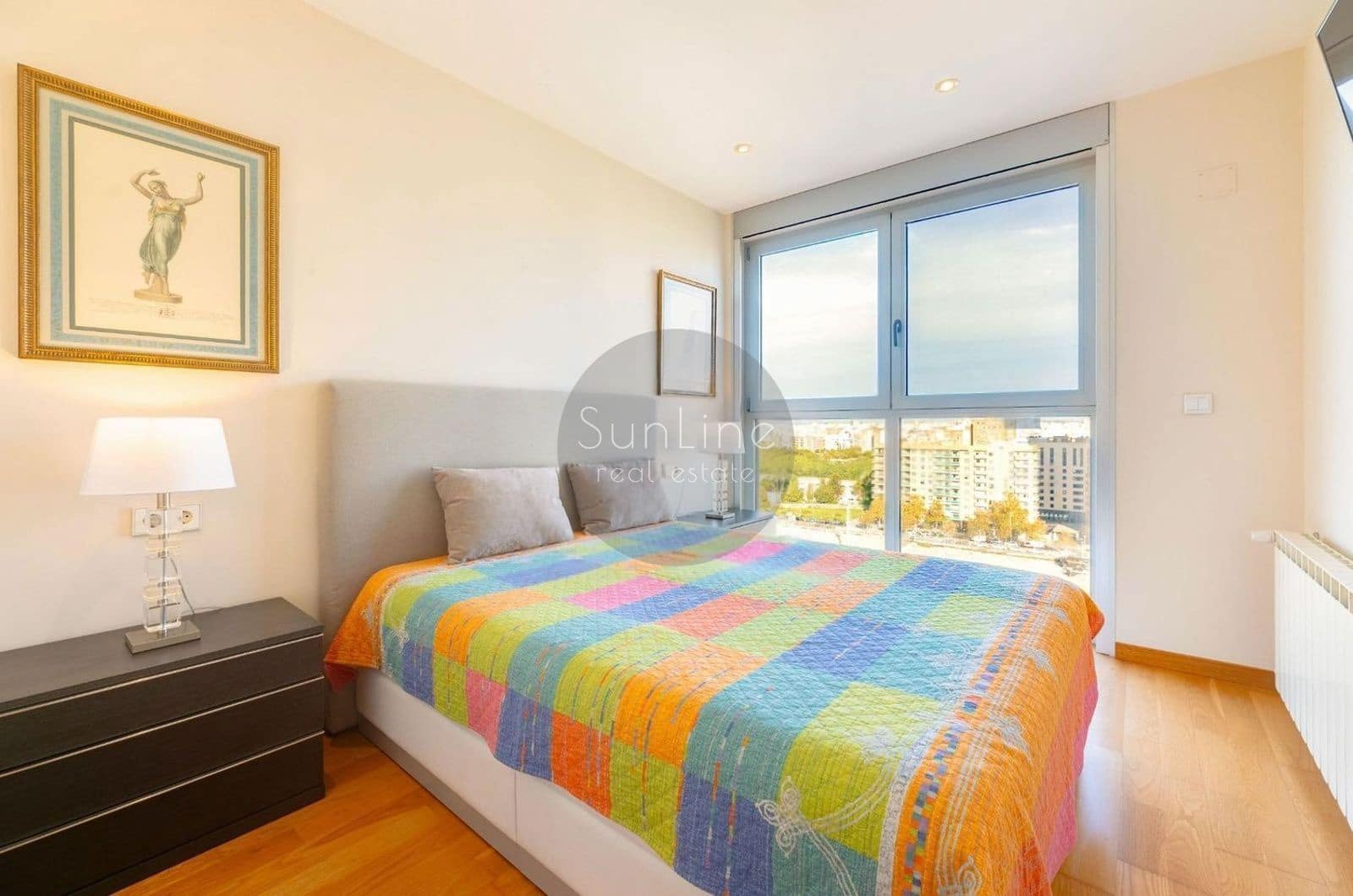 2 quarto Apartamento para arrendar em Valencia cidade com piscina garagem - 1 950 € (Ref: 10181725)